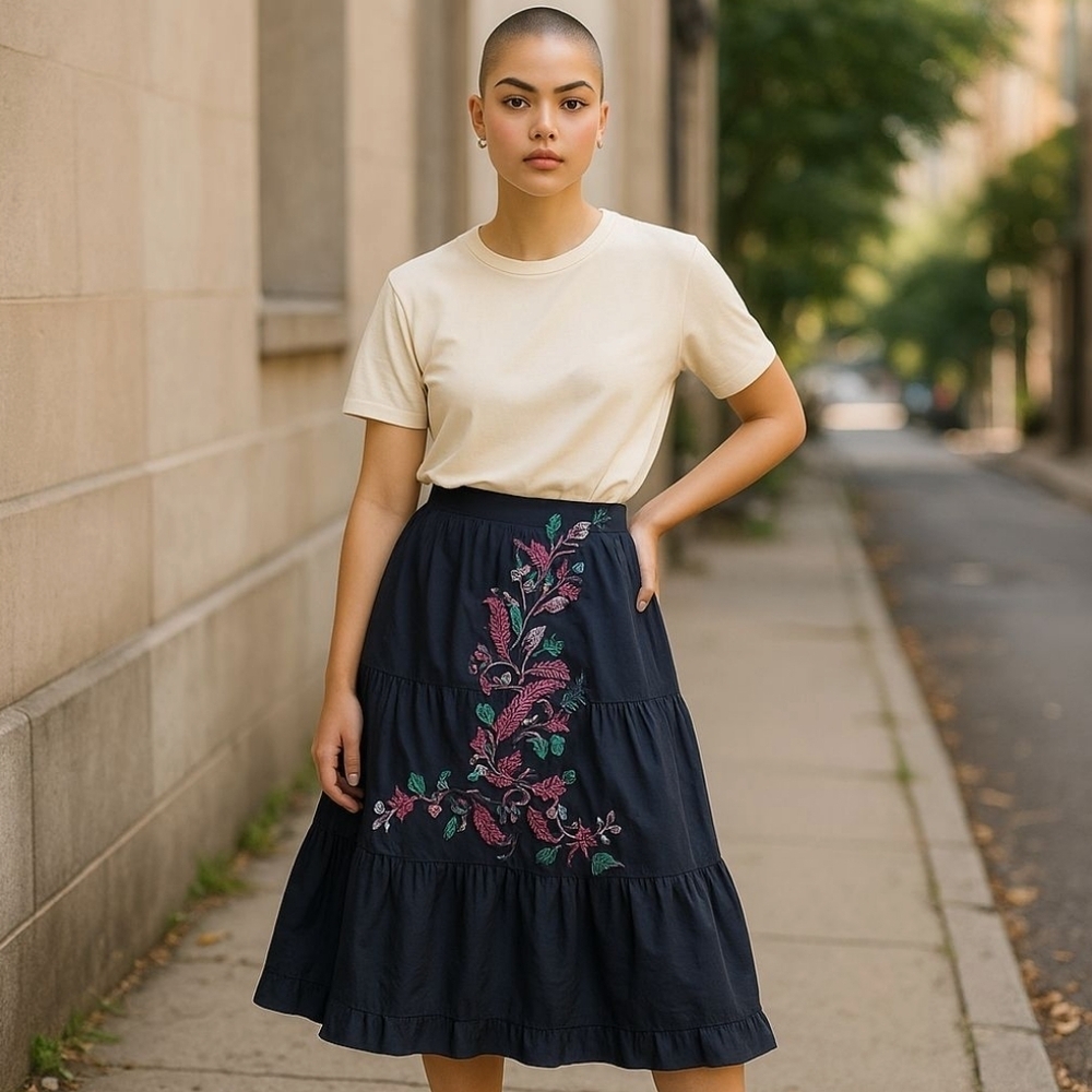 Carole Little Y2k 100% Silk Boho Embroidered Beaded Paisley Skirt. Size 8
